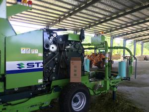 日本世達爾打捆機使用現(xiàn)場